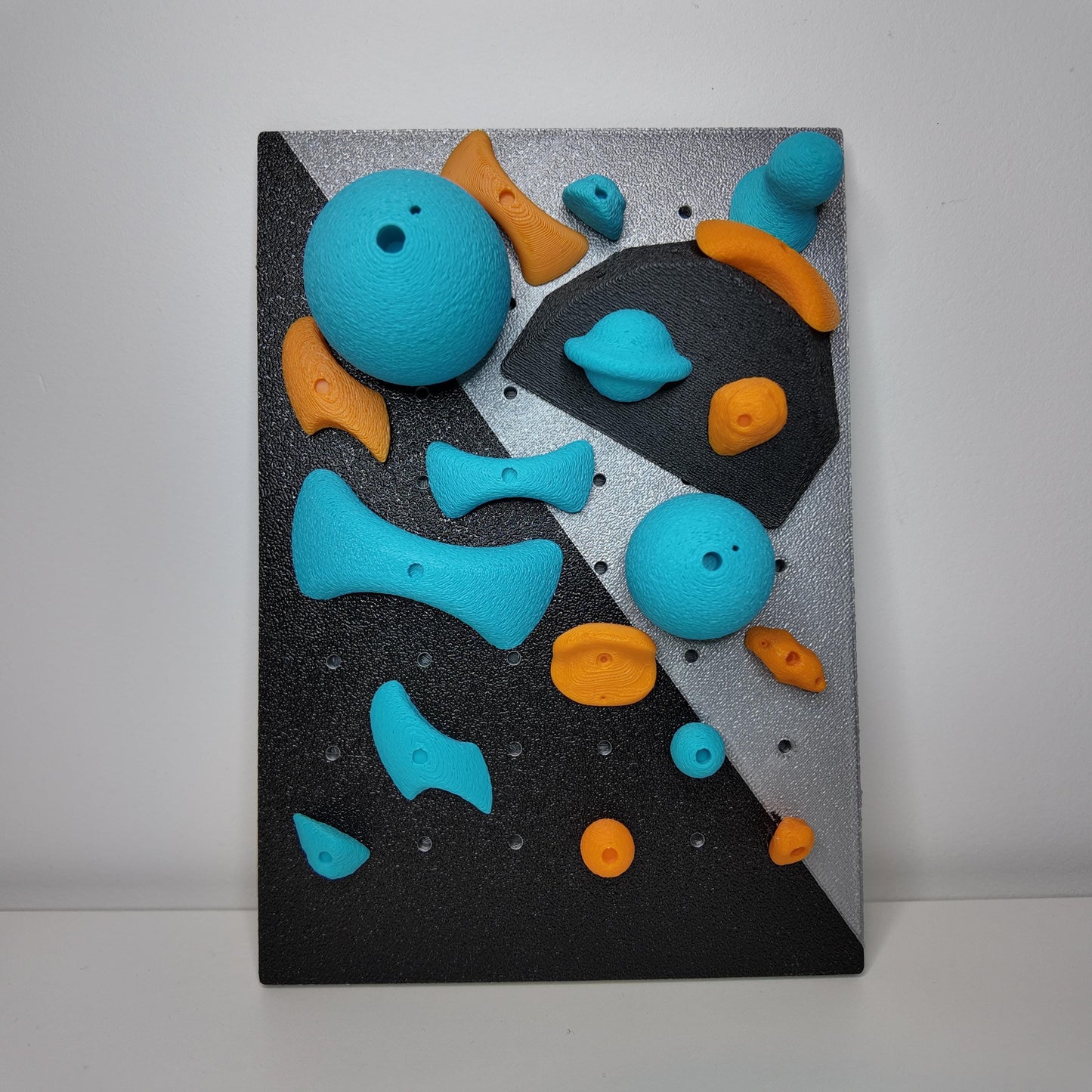 Bouldering Wall Miniature DIY Kit