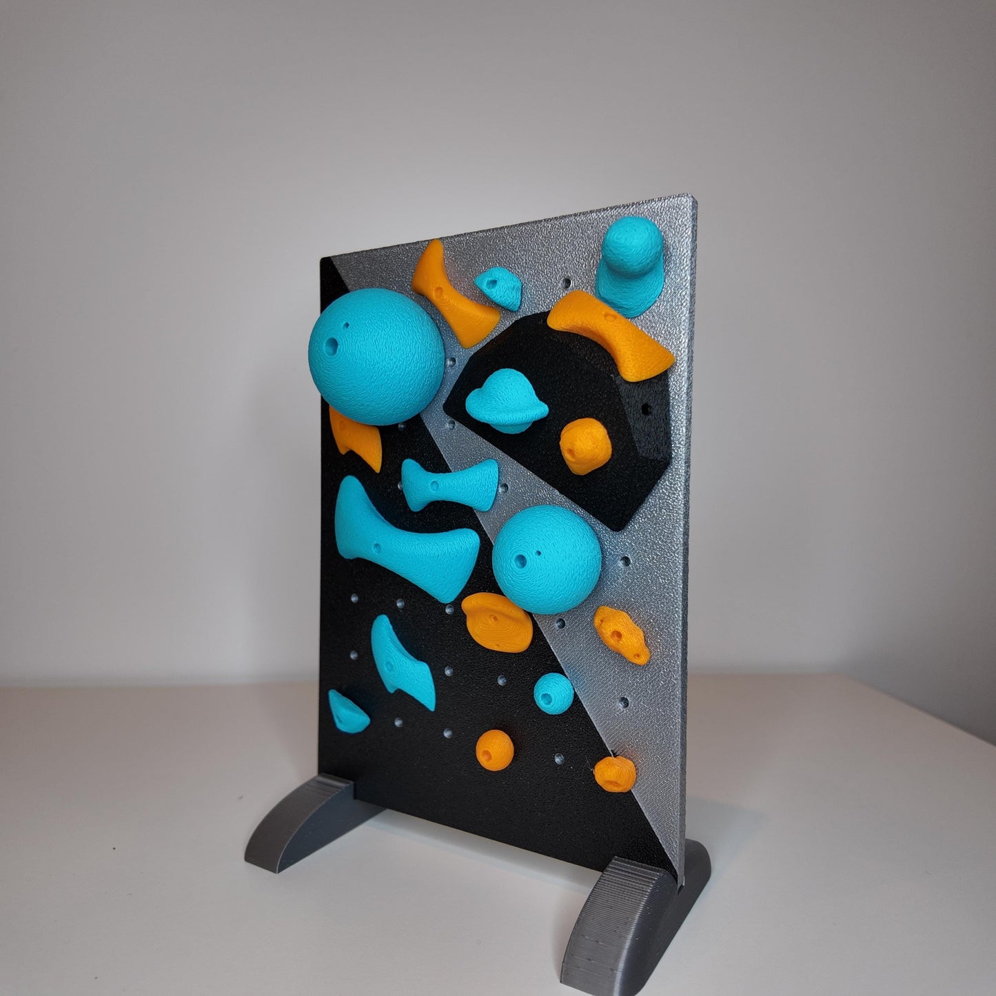 Bouldering Wall Miniature DIY Kit